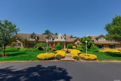 /international/us/244-tahlulah-lane-west-islip-ny-110096103938/