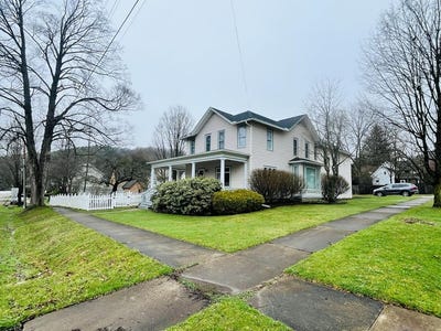 /international/us/107-borie-st-coudersport-pa-110106975817/