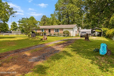 /international/us/500-maple-lane-morehead-city-nc-110108826629/