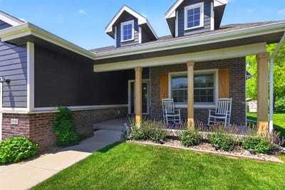 /international/us/4940-andrews-place-pleasant-hill-ia-110108390962/