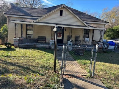 /international/us/723-12th-court-phenix-city-al-110105701438/