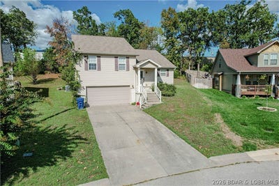 /international/us/135-primrose-lane-camdenton-mo-110120756938/