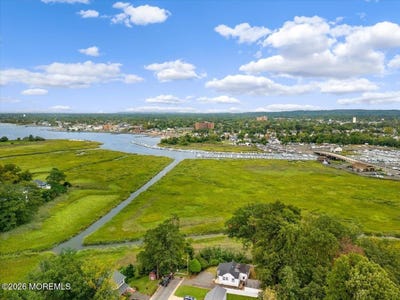 /international/us/471-beverly-drive-keyport-nj-110110323247/