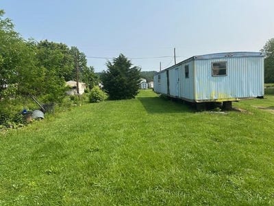 /international/us/1325-diamond-street-moundsville-wv-110100212593/