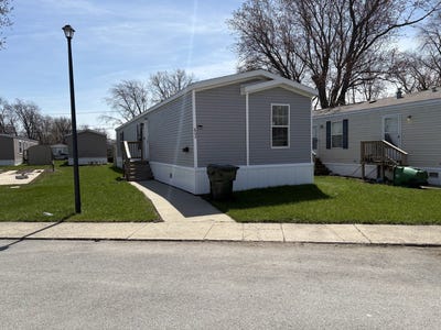 /international/us/602-virginia-avenue-lynwood-il-110119614324/