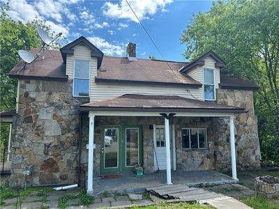 /international/us/304-trevor-st-connellsville-pa-110108352456/