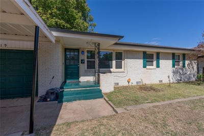 /international/us/519-sw-3rd-street-moore-ok-110120744918/