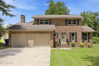 /international/us/2804-hodges-road-kinston-nc-110108469416/