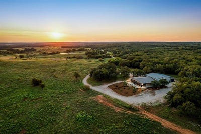 /international/us/3773-cottonwood-creek-road-saint-jo-tx-110102504427/