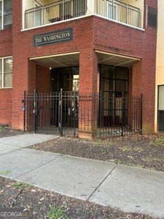 /international/us/870-mayson-turner-road-nw-atlanta-ga-110108131701/