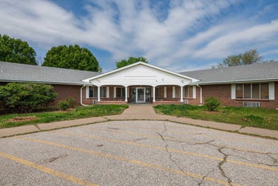 /international/us/619-highway-77-douglass-ks-110107585324/