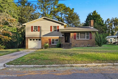 /international/us/106-weaver-drive-williamston-nc-110120553111/