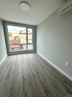 /international/us/20-22-college-point-boulevard-flushing-ny-110108165309/