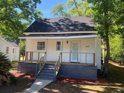 /international/us/210-hollon-street-headland-al-110109001231/