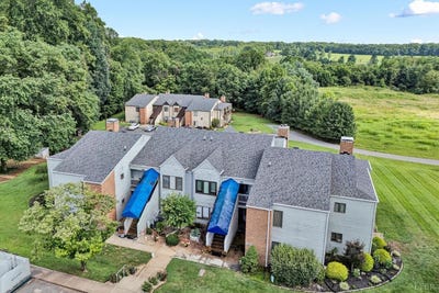 /international/us/101-manor-drive-forest-va-110101012521/