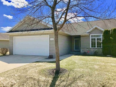 /international/us/1442-rushmore-circle-de-pere-wi-110107305265/