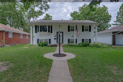 /international/us/411-calvin-st-moville-ia-110108961616/