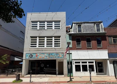 /international/us/409-411-413-main-street-johnstown-pa-110108581730/
