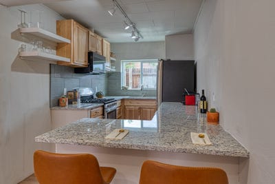 /international/us/724-school-street-espanola-nm-110100026827/