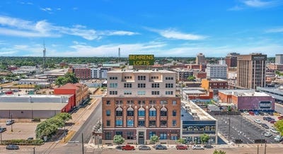 /international/us/219-s-4th-street-waco-tx-110100530521/