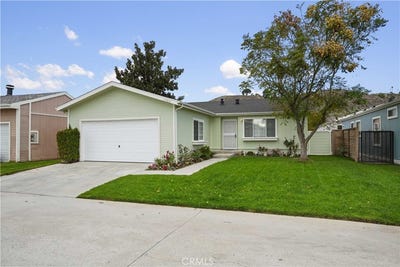 /international/us/19853-cottonwood-drive-canyon-country-ca-110107284757/