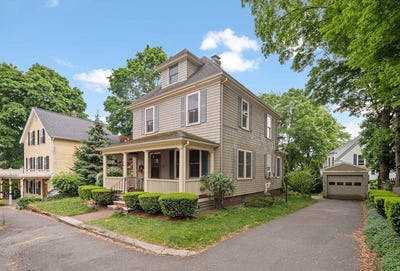 /international/us/24-mt-vernon-st-reading-ma-110108546956/