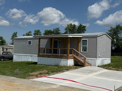 /international/us/114-mobile-dr-danville-ky-40422-danville-ky-110108331589/