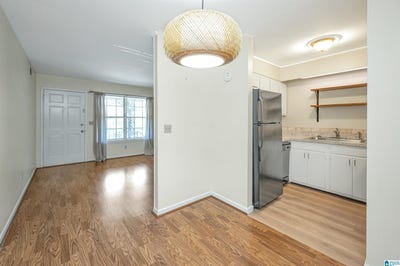 /international/us/2727-highland-avenue-birmingham-al-110106848142/