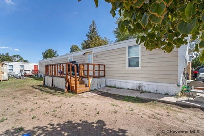 /international/us/300-e-prosser-rd-cheyenne-wy-110119625242/