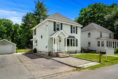 /international/us/17-maple-st-westford-ma-110106621560/