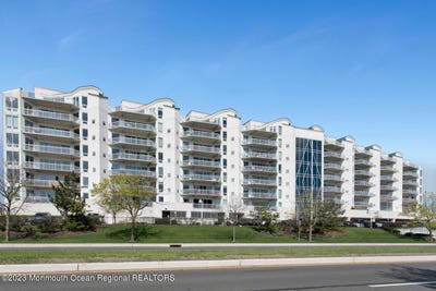 /international/us/432-ocean-boulevard-n-long-branch-nj-110100316466/