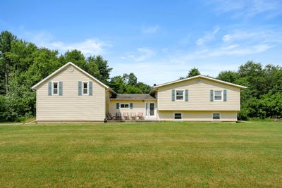 /international/us/11867-4-mile-road-battle-creek-mi-110100838849/