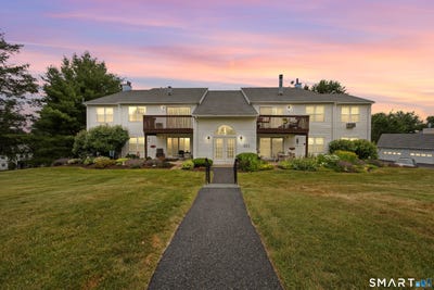 /international/us/30-rockledge-loop-torrington-ct-110109023983/