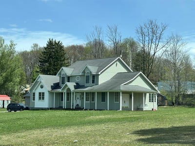 /international/us/115-jimtown-road-coalton-wv-110107386508/