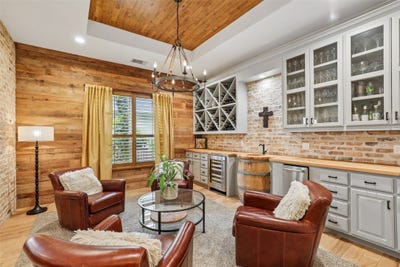 /international/us/1020-ivy-lane-rockwall-tx-110107753391/
