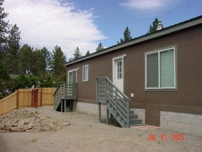 /international/us/617-e-sierra-street-portola-ca-110106927016/