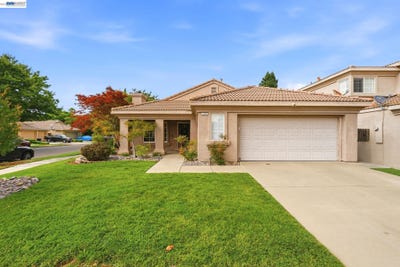 /international/us/3101-la-costa-ln-modesto-ca-110108477547/