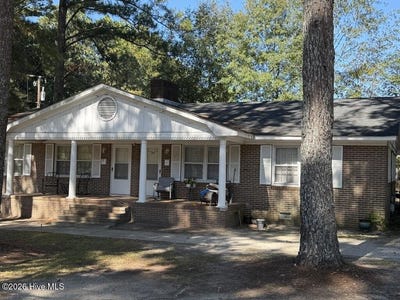 /international/us/1014-w-main-street-williamston-nc-110120409330/