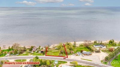 /international/us/state-highway-m-35-highway-escanaba-mi-110099795365/