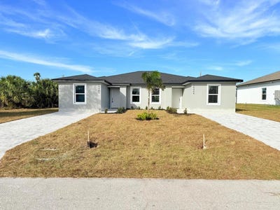 /international/us/17099-carleen-avenue-port-charlotte-fl-110102328785/