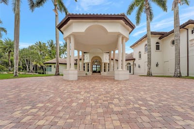 /international/us/3440-stallion-lane-weston-fl-110106476389/