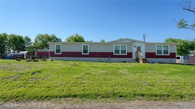 /international/us/4074-clay-pike-road-claysville-oh-110107512102/