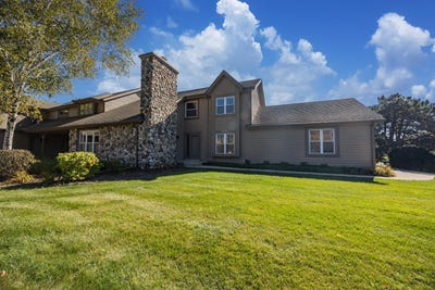 /international/us/1515-w-de-la-warr-cir-mequon-wi-110120458649/