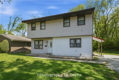 /international/us/766-moore-street-kankakee-il-110107746443/