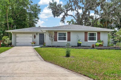 /international/us/814-e-rich-avenue-deland-fl-110108251413/