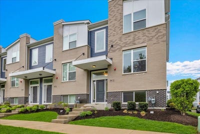 /international/us/29w710-cambridge-court-warrenville-il-110108339599/