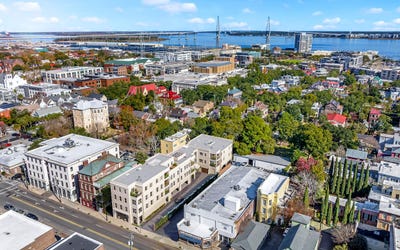 /international/us/284-meeting-street-charleston-sc-110094141451/