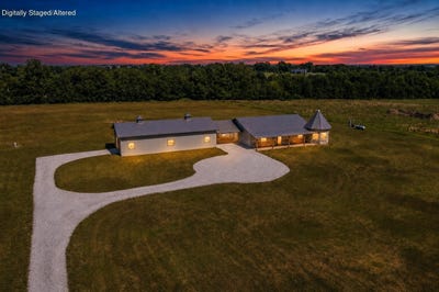 /international/us/4426-s-86th-road-bolivar-mo-110108080290/