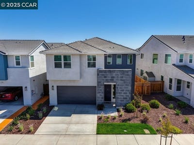 /international/us/17324-bushwick-ln-lathrop-ca-110103439991/