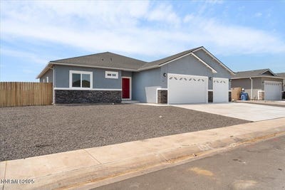 /international/us/815-great-basin-lane-fallon-nv-110103150106/